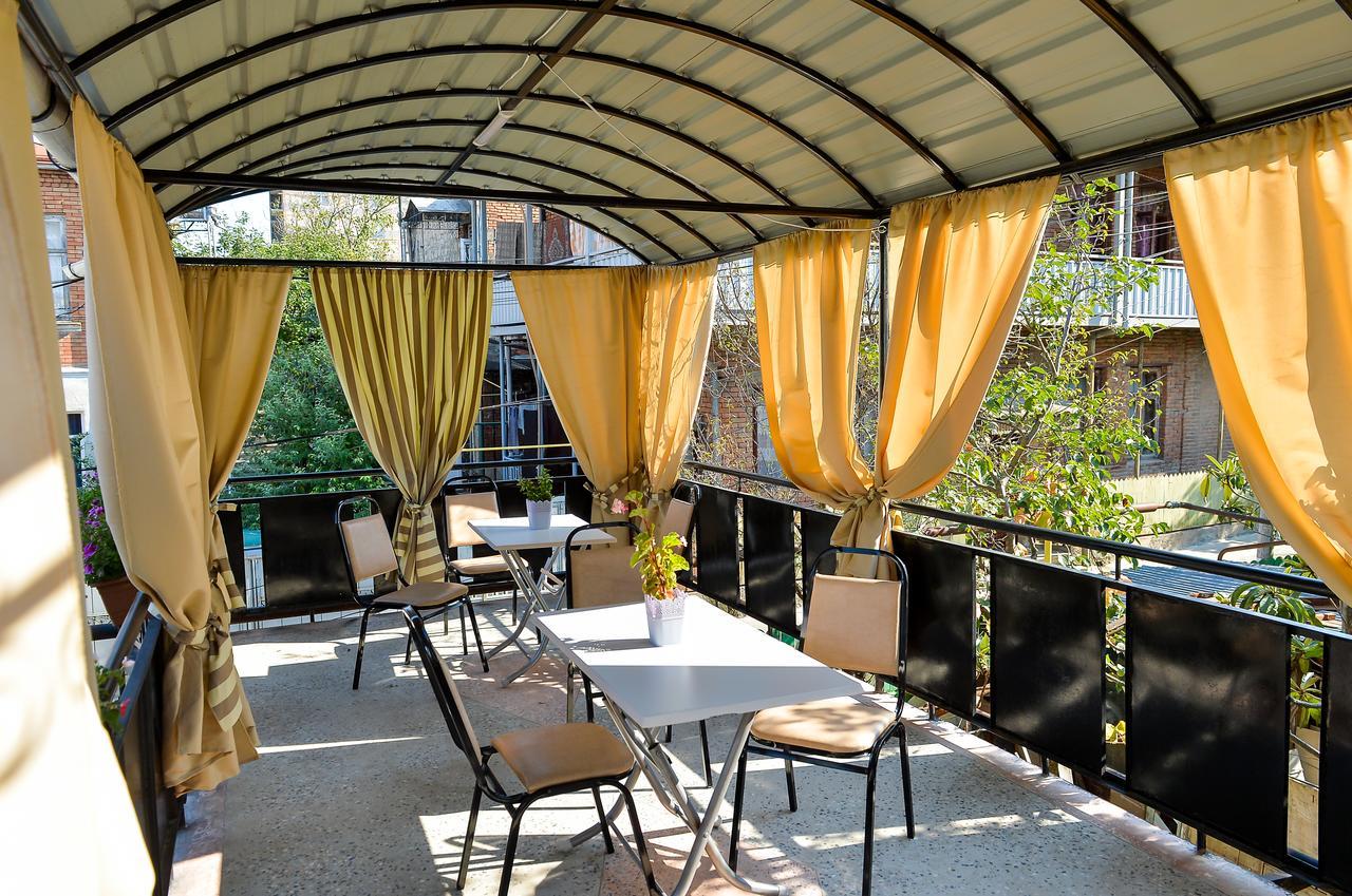 Bibi Hotel Kutaisi Exterior photo