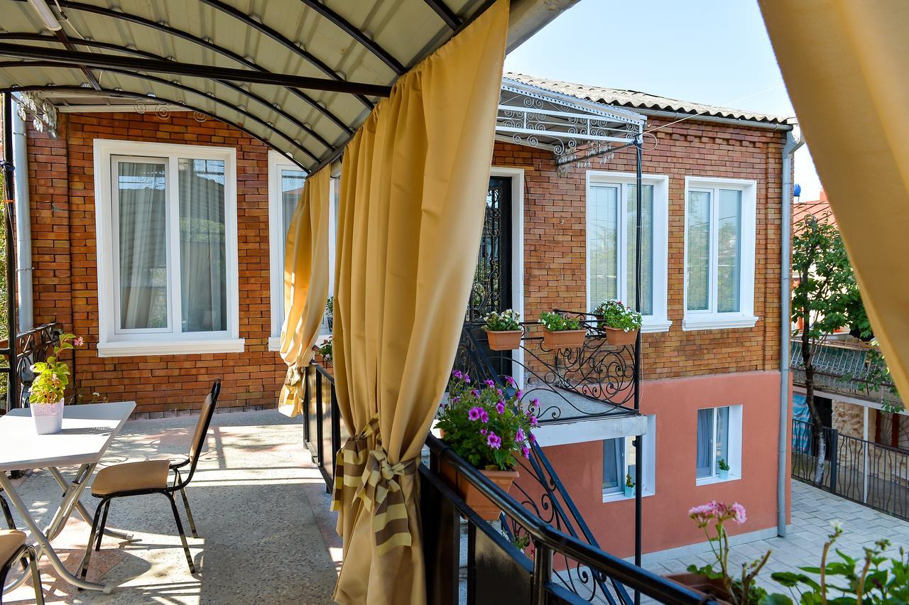 Bibi Hotel Kutaisi Exterior photo